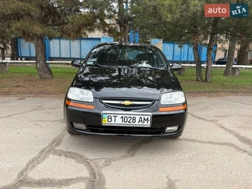 Авто Chevrolet Aveo 2004 № 8638413