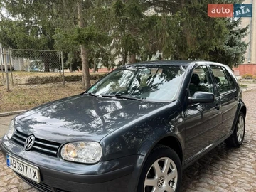 Авто Volkswagen Golf 2000 № 8638432