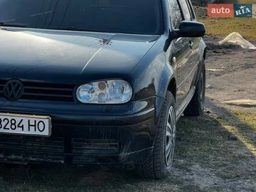 Авто Volkswagen Golf 2002 № 8638433