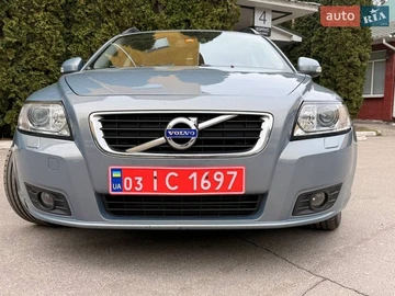 Авто Volvo V50 2011 № 8638752