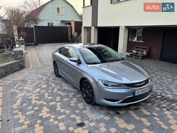 Авто Chrysler 200 2016 № 8638826