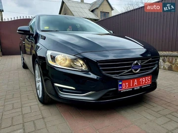 Авто Volvo V60 2014 № 8638850
