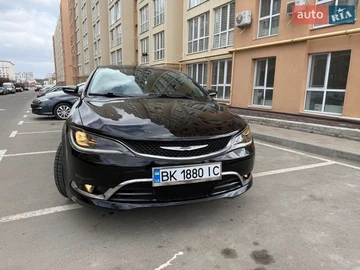 Авто Chrysler 200 2014 № 8638852