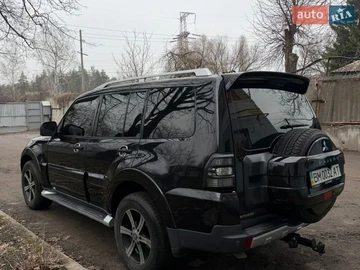 Авто Mitsubishi Pajero Wagon 2008 № 8639030