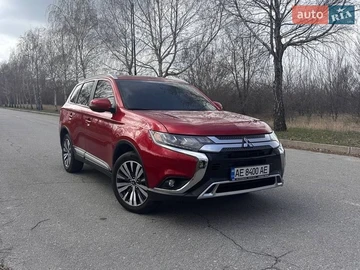 Авто Mitsubishi Outlander 2018 № 8639045