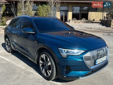 Авто Audi E-Tron 2019 № 8639168