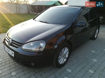 Авто Volkswagen Golf 2004 № 8639437