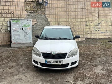 Авто Skoda Fabia 2011 № 8639441