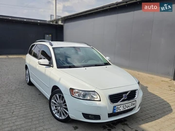 Авто Volvo V50 2008 № 8639697