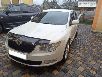 Авто Skoda Superb 2012 № 8639732