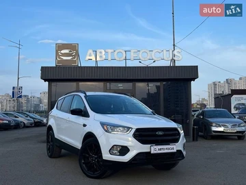 Авто Ford Escape 2018 № 8639947