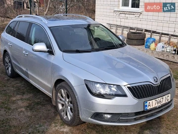 Авто Skoda Superb 2014 № 8640016