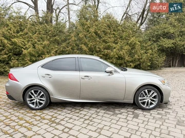 Авто Lexus Is 2017 № 8640064