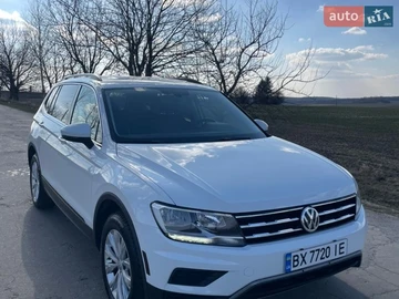 Авто Volkswagen Tiguan 2018 № 8640066