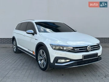 Авто Volkswagen Passat 2019 № 8640218