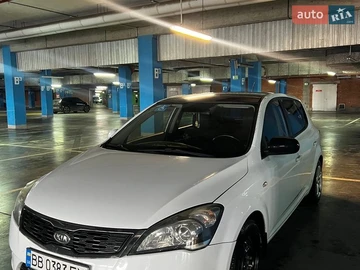 Авто KIA Ceed 2010 № 8640551