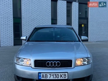 Авто Audi A4 2001 № 8640576
