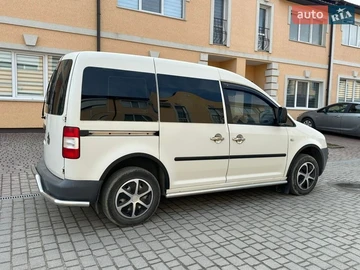 Авто Volkswagen Caddy 2004 № 8640628