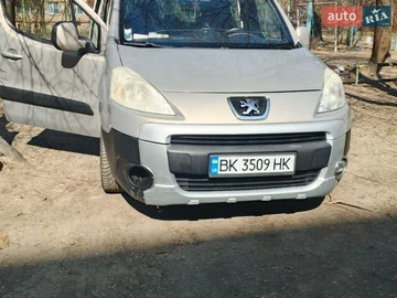 Авто Peugeot Partner 2012 № 8640789