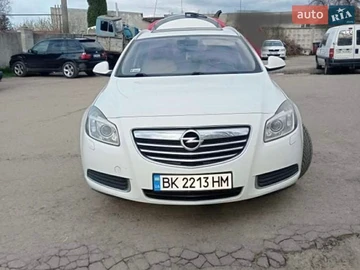 Авто Opel Insignia 2010 № 8640822