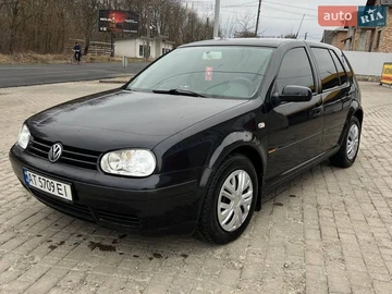 Авто Volkswagen Golf 2001 № 8640936