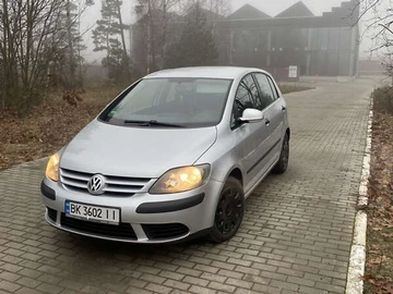 Авто Volkswagen Golf Plus 2005 № 8640940