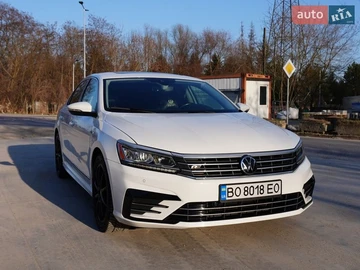 Авто Volkswagen Passat 2018 № 8640956