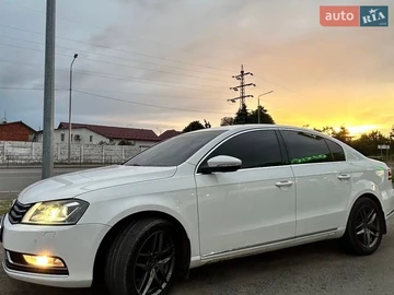 Авто Volkswagen Passat 2012 № 8641036