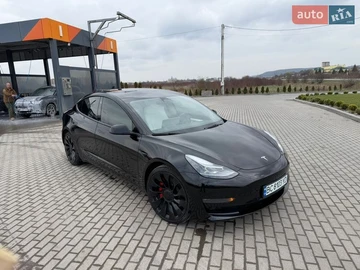 Авто Tesla Model 3 2022 № 8641104