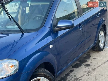 Авто Chevrolet Aveo 2008 № 8641209