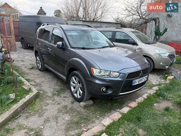 Авто Mitsubishi Outlander Xl 2011 № 8641331