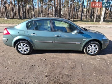 Авто Renault Megane 2004 № 8641400