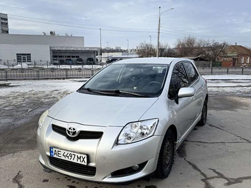 Авто Toyota Auris 2008 № 8641416