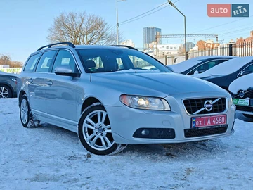 Авто Volvo V70 2013 № 8641587