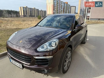 Авто Porsche Cayenne 2015 № 8641620
