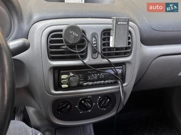 Авто Renault Clio Symbol 2002 № 8641637