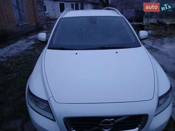 Авто Volvo V50 2011 № 8641735