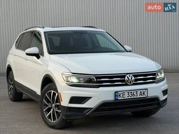 Авто Volkswagen Tiguan 2019 № 8642048