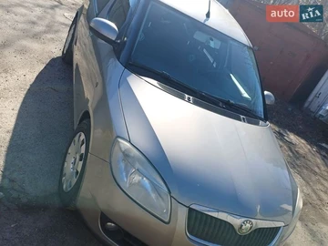 Авто Skoda Roomster 2007 № 8642250
