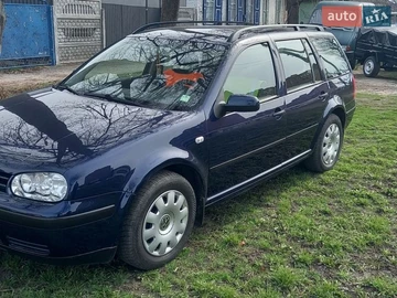 Авто Volkswagen Golf 2002 № 8642292