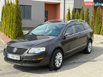Авто Volkswagen Passat 2010 № 8642296