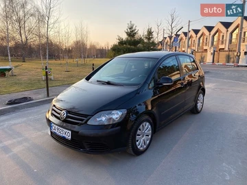 Авто Volkswagen Golf Plus 2005 № 8642297