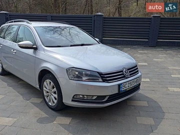 Авто Volkswagen Passat 2012 № 8642407