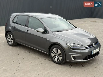 Авто Volkswagen E-Golf 2018 № 8642628