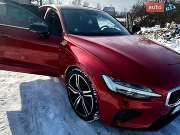 Авто Volvo S60 2019 № 8642687