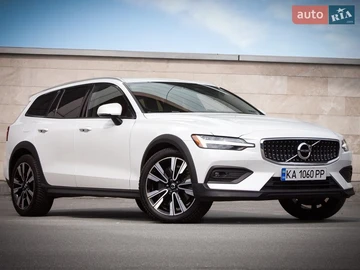 Авто Volvo V60 Cross Country 2020 № 8642691