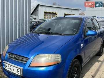 Авто Chevrolet Aveo 2005 № 8642865