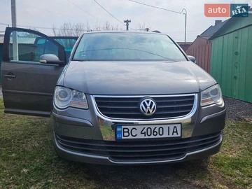 Авто Volkswagen Touran 2007 № 8642934