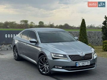 Авто Skoda Superb 2015 № 8643235