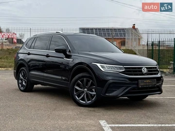 Авто Volkswagen Tiguan 2022 № 8643439